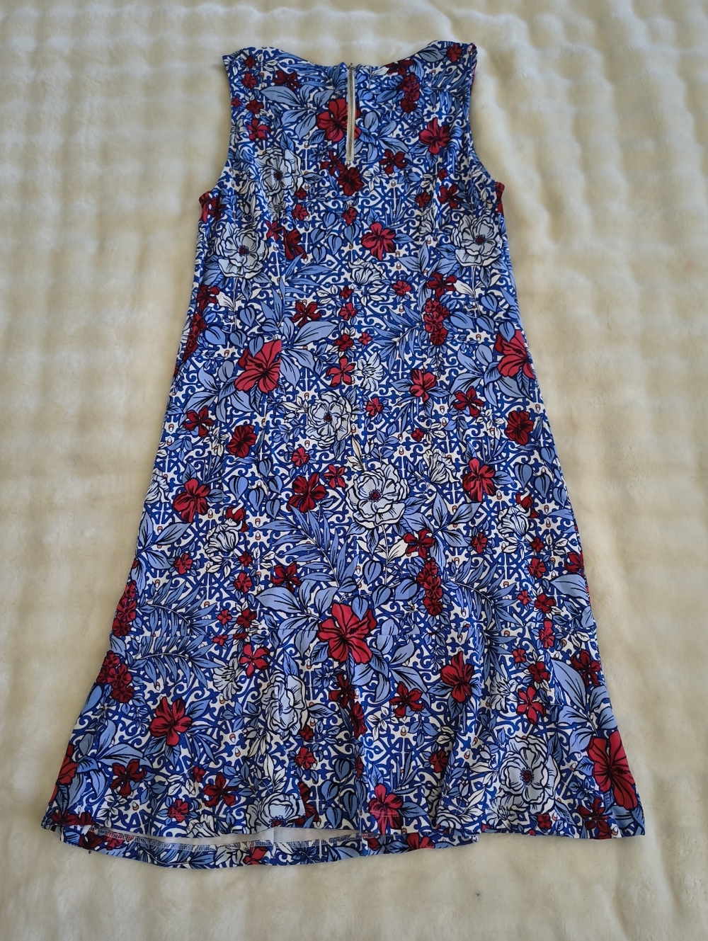 Tommy Bahama Darcy Geo Garden Flounce Dress Floral Ponte Shift Blue Size Medium - Picture 3 of 5